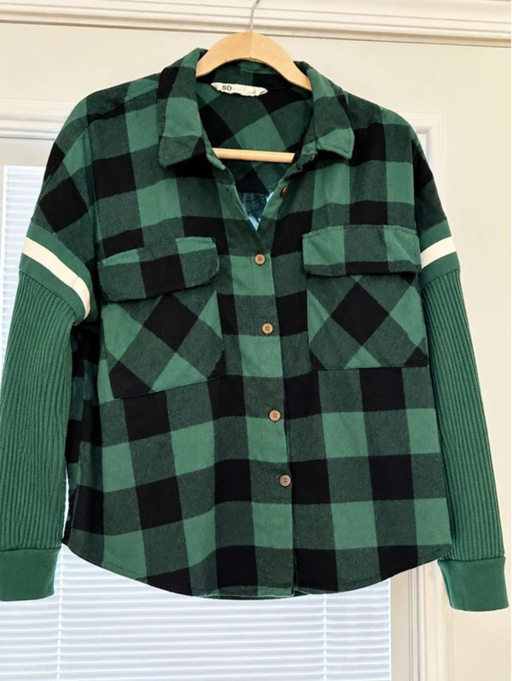 SO Goods for Life green and black buffalo plaid shacket in size Large.